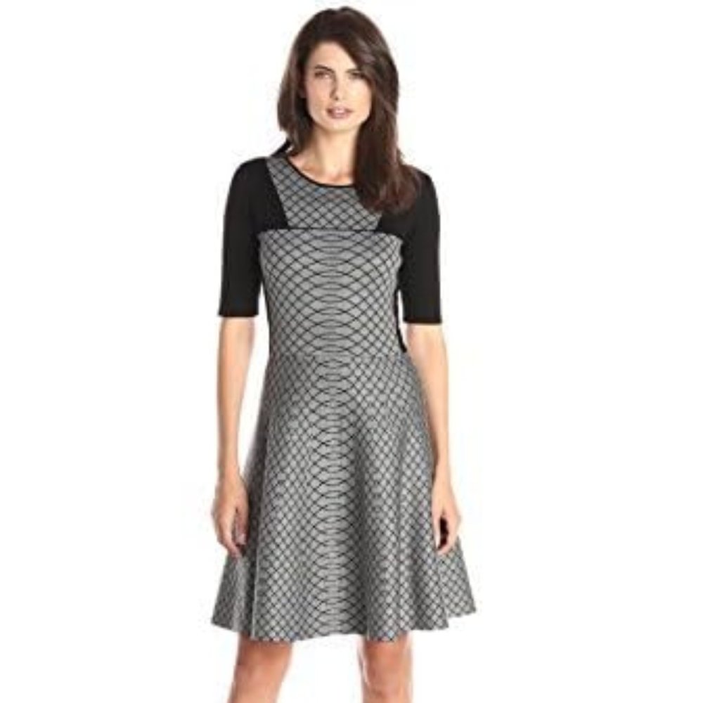 Gabby Skye Women's Short-Sleeve Printed Fit-and-Flare Sweater Dress